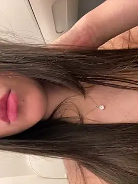 missbunnyj online show from May 23, 7:29 am