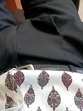 Snapshot of Playboygujrati chatting on March 16, 8:10 am Playboygujrati online show from March 16, 8:10 am