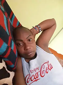 AshantiLuxx online show from May 18, 7:24 am