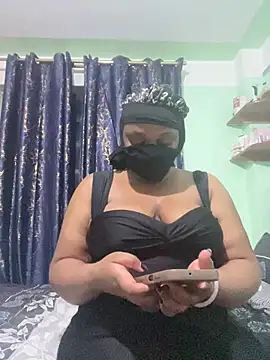 sexyDiva9 online show from May 18, 8:35 pm