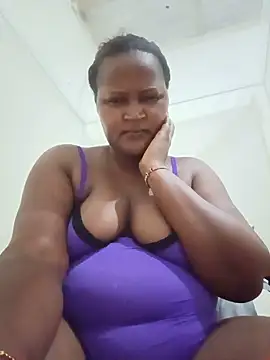 EbonyCurvess online show from May 18, 3:39 pm