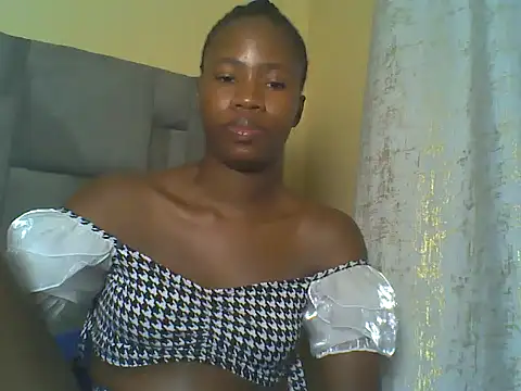 Snapshot of Cuteebony16 chatting on May 19, 3:19 pm Cuteebony16 online show from May 19, 3:19 pm
