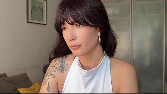 Snapshot of mulaniha chatting on June 23, 5:16 am mulaniha online show from June 23, 5:16 am