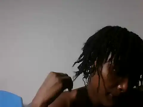 Snapshot of Sleek_petite chatting on June 14, 9:49 pm Sleek petite online show from June 14, 9:49 pm