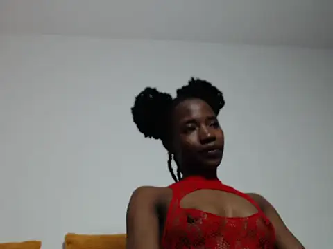 Snapshot of Dark_Seducta chatting on June 7, 6:29 am Dark Seducta online show from June 7, 6:29 am
