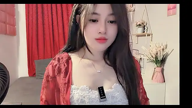 Bee-Cherry online show from June 26, 2:17 am