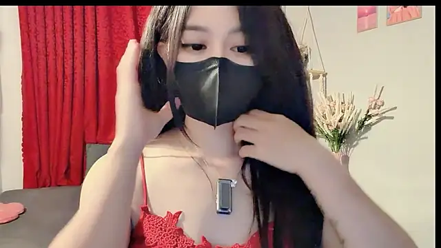 Bee-Cherry online show from July 7, 7:28 pm