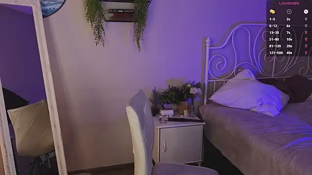 Kassandra Williams online show from June 6, 8:58 pm