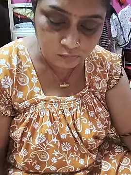 Snapshot of Curvy_Jyoti chatting on June 19, 4:46 pm Curvy Jyoti online show from June 19, 4:46 pm