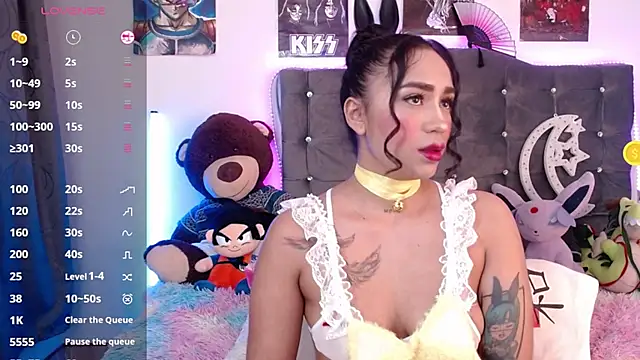 lunabritton online show from June 7, 2:39 am