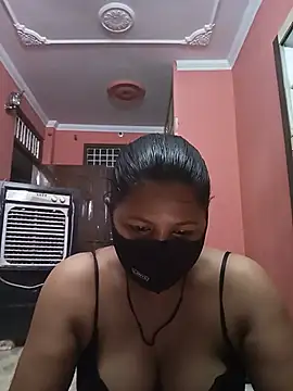 Snapshot of Miss_kirtii chatting on June 15, 6:07 pm Miss kirtii online show from June 15, 6:07 pm