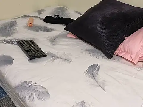 Blackcharmming online show from June 2, 4:01 am
