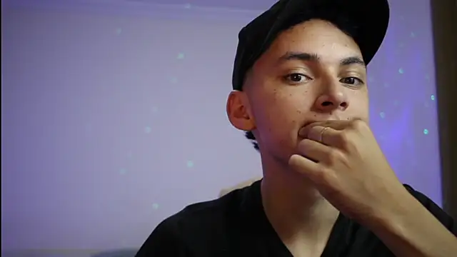 archi love online show from February 6, 5:14 am