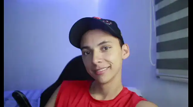 archi love online show from March 11, 7:03 am