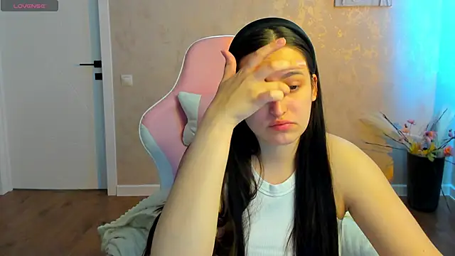 Snapshot of Elizabet_Colllins chatting on May 27, 1:26 am Elizabet Colllins online show from May 27, 1:26 am