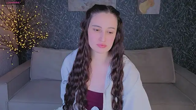 Snapshot of Elizabet_Colllins chatting on June 19, 1:00 am Elizabet Colllins online show from June 19, 1:00 am