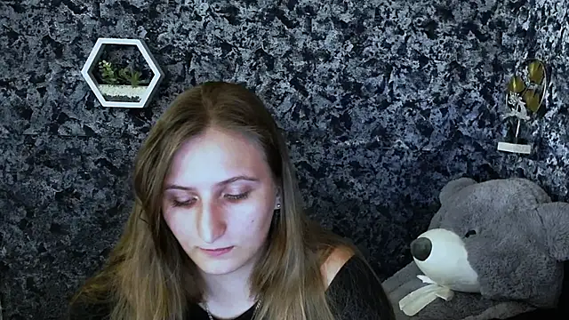 Jenny smille  online show from June 5, 6:18 am