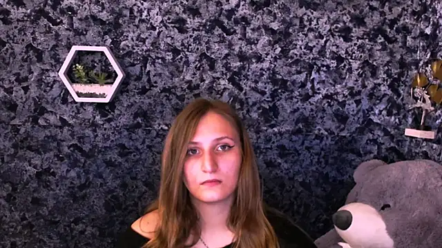 Jenny smille  online show from May 29, 8:20 am
