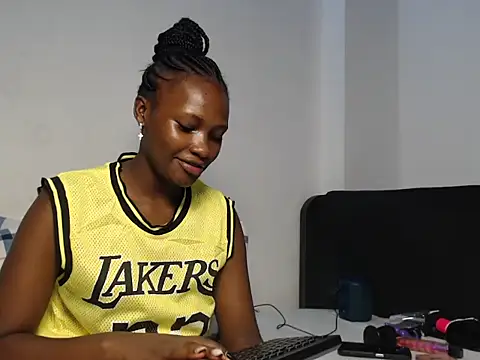 The nuser online show from June 16, 4:23 am