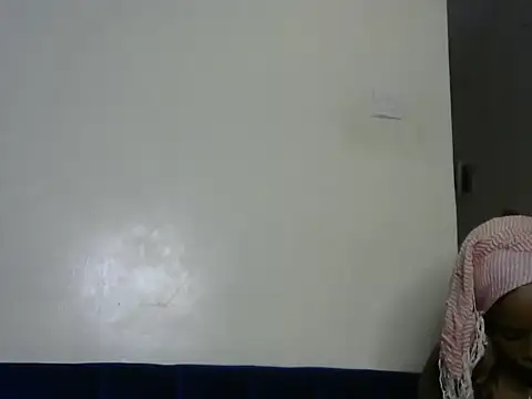 Snapshot of Sexy_strawberina chatting on June 16, 12:49 pm Sexy strawberina online show from June 16, 12:49 pm
