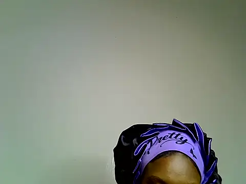 Snapshot of Sexy_strawberina chatting on June 30, 10:26 am Sexy strawberina online show from June 30, 10:26 am