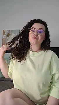 Snapshot of Elissa_Floyd__ chatting on May 23, 5:17 am Elissa Floyd online show from May 23, 5:17 am