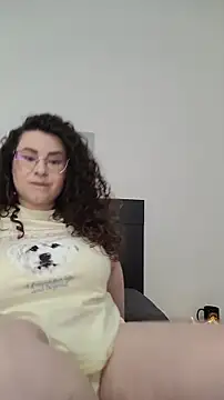 Elissa Floyd   online show from May 25, 4:34 am