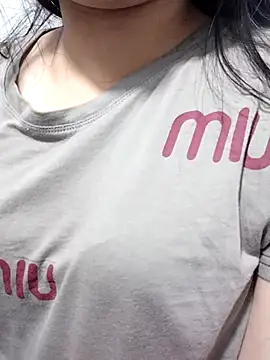 Snapshot of LLuna_sexyy chatting on May 18, 6:34 pm LLuna sexyy online show from May 18, 6:34 pm