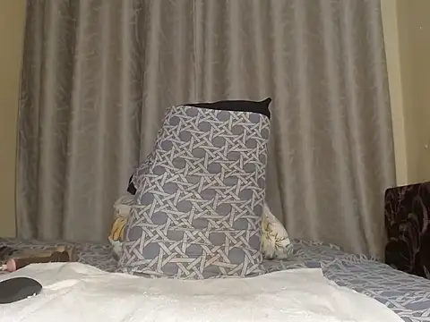 Queen delicius online show from June 21, 5:24 am