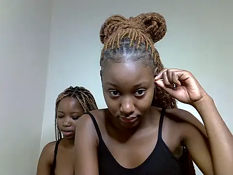 Pretty kitty48 online show from July 8, 4:13 am