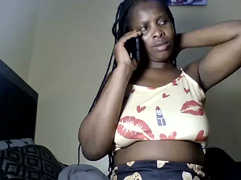 camila lorah online show from July 9, 8:19 pm
