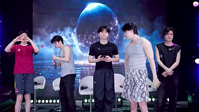 Snapshot of XT-YYDS-001 chatting on June 8, 11:11 am XT-YYDS-001 online show from June 8, 11:11 am
