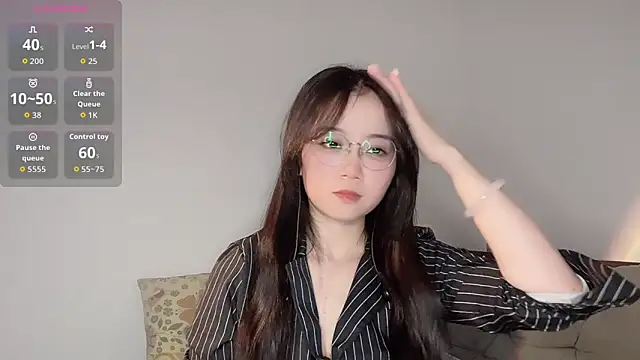 77-Vicky online show from June 16, 7:52 am