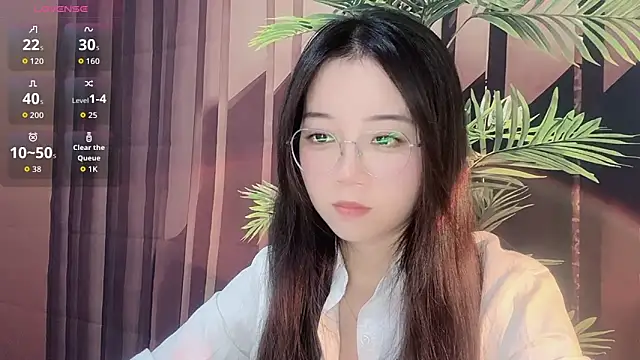 77-Vicky online show from May 30, 5:47 am