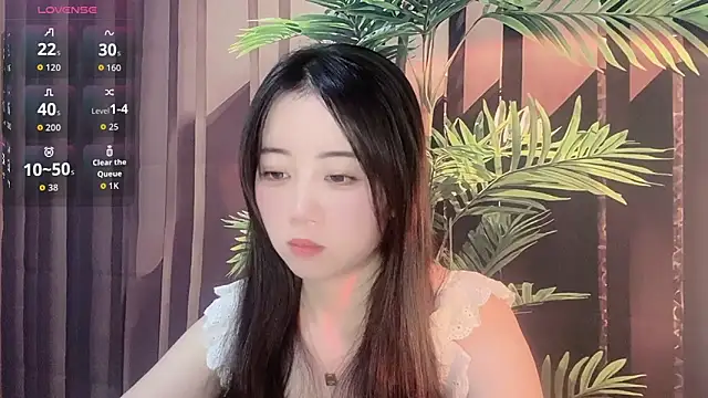 77-Vicky online show from May 26, 7:06 am
