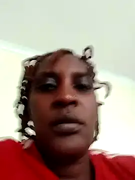 Snapshot of Queeny12 chatting on June 23, 11:08 am Queeny12 online show from June 23, 11:08 am