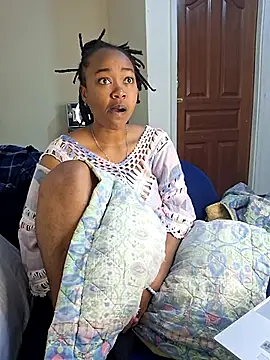 atara seren online show from June 2, 12:05 pm