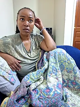 atara seren online show from May 22, 1:14 am