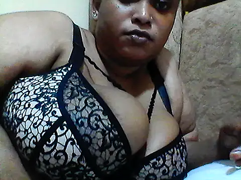 Pretty sandrah online show from May 19, 6:15 pm
