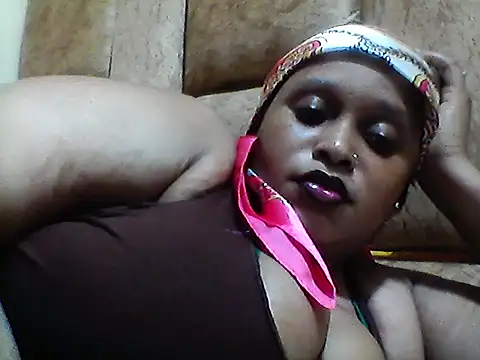 Snapshot of Pretty_sandrah chatting on May 24, 4:07 pm Pretty sandrah online show from May 24, 4:07 pm