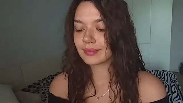 Snapshot of Vicki_queen chatting on June 27, 5:13 am Vicki queen online show from June 27, 5:13 am