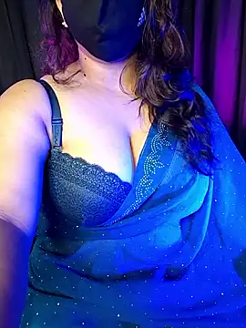 Snapshot of Dreamgirl_3 chatting on July 12, 9:54 am Dreamgirl 3 online show from July 12, 9:54 am