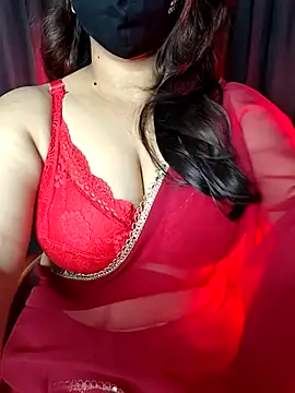 Snapshot of Dreamgirl_3 chatting on July 9, 6:29 pm Dreamgirl 3 online show from July 9, 6:29 pm