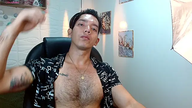 Snapshot of paul_cros chatting on May 26, 11:19 am paul cros online show from May 26, 11:19 am