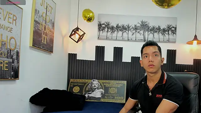 Snapshot of paul_cros chatting on June 14, 11:22 am paul cros online show from June 14, 11:22 am