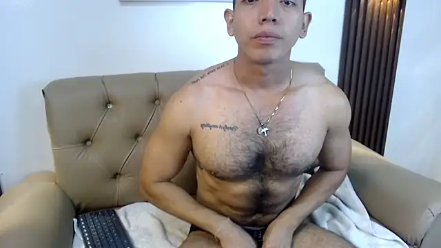 Snapshot of paul_cros chatting on July 8, 11:22 am paul cros online show from July 8, 11:22 am