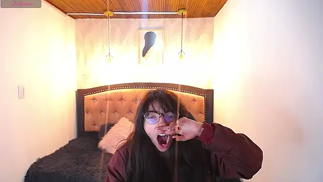 Allyshon  online show from June 17, 7:57 pm