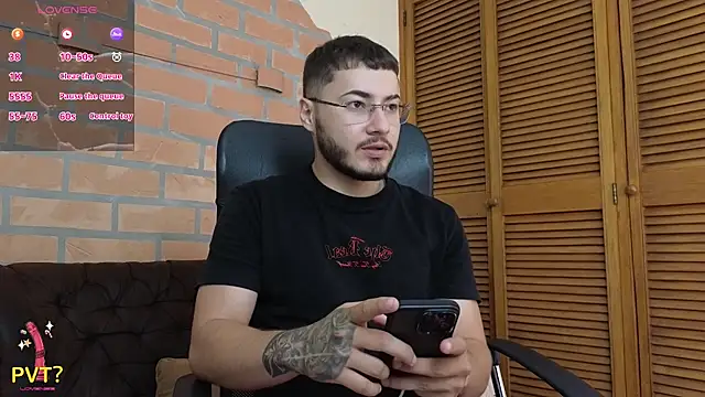 Brandon 01 online show from May 26, 7:56 pm