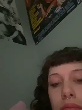 stargrrl online show from May 18, 9:41 pm
