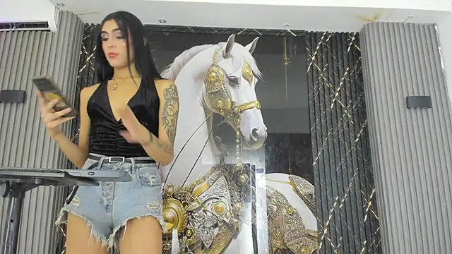 Snapshot of Violeta_Alvarez chatting on June 3, 9:08 pm Violeta Alvarez online show from June 3, 9:08 pm